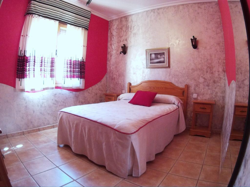 Standard Queen Room